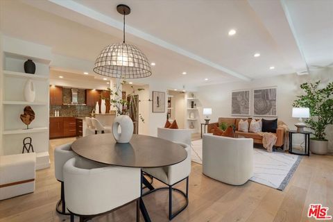 Photo of 850 N Kings Road #208, West Hollywood, CA 90069 (MLS # 26671363)