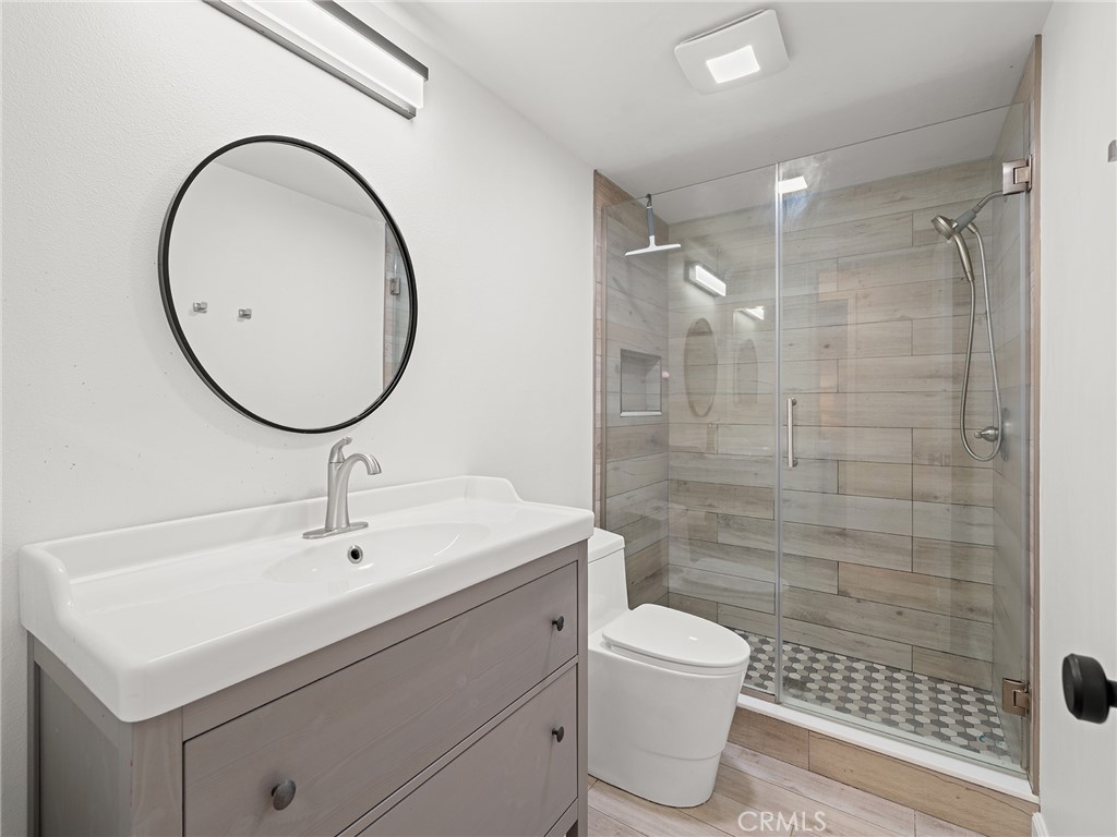 Manhattan Beach, California, 90266, United States, 3 Bedrooms Bedrooms, ,3 BathroomsBathrooms,Residential,Active,2041475