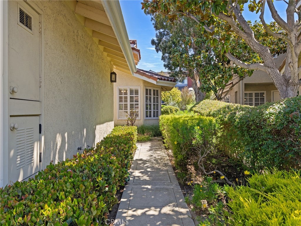 Manhattan Beach, California, 90266, United States, 3 Bedrooms Bedrooms, ,3 BathroomsBathrooms,Residential,Active,2041475