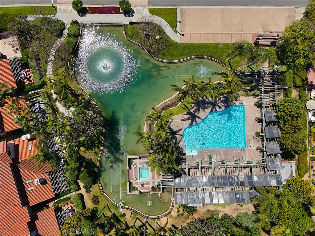 Manhattan Beach, California, 90266, United States, 3 Bedrooms Bedrooms, ,3 BathroomsBathrooms,Residential,Active,2041475