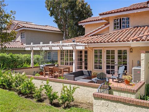 Photo of 16 Sausalito Cir W, Manhattan Beach, CA 90266 (MLS # OC26089162)