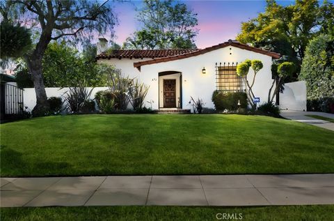 Photo of 557 S Berkeley Ave, San Marino, CA 91108 (MLS # WS26046080)