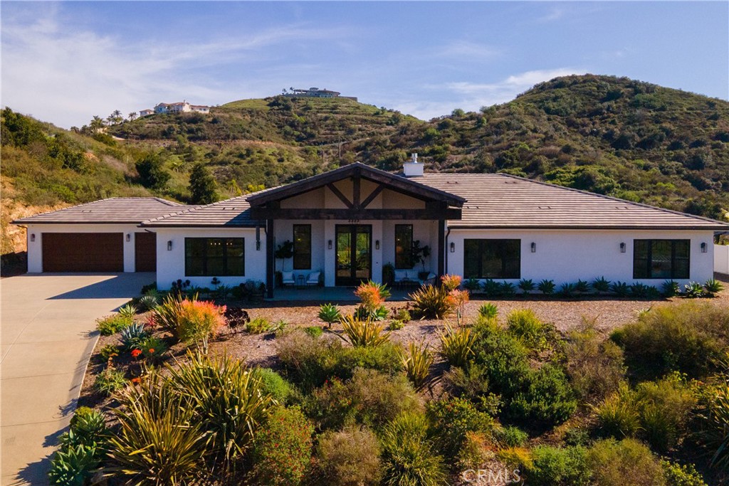 3325 Sagewood Hills Road