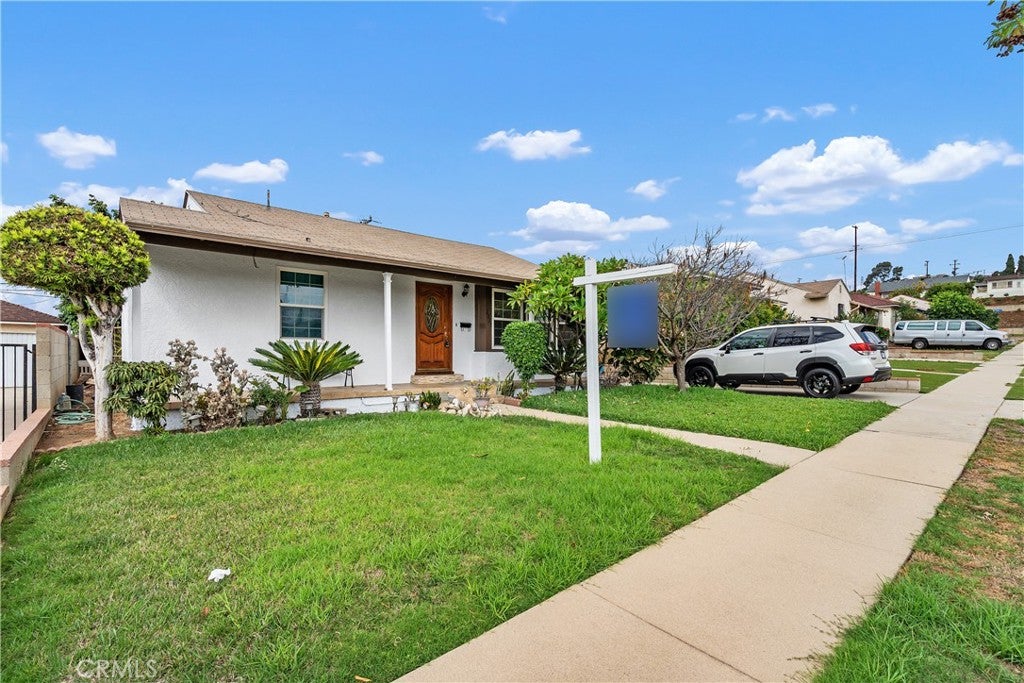 2021 Bleakwood Ave