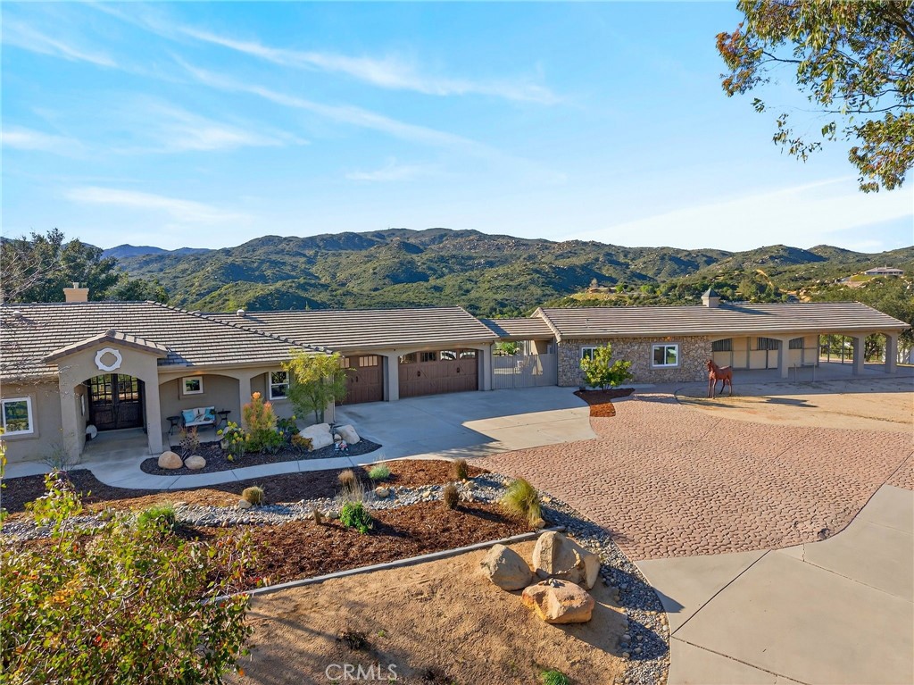 37527 La Encina Circle