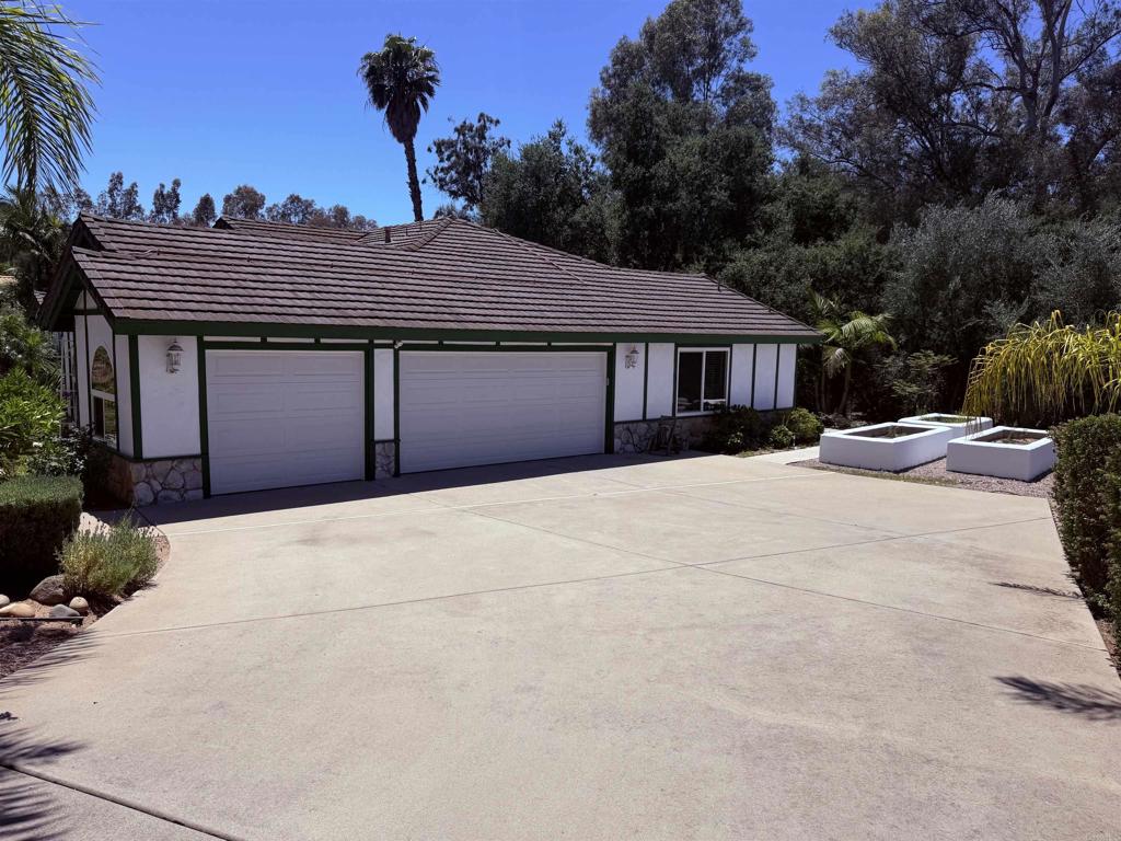 524 Rosvall Dr Drive