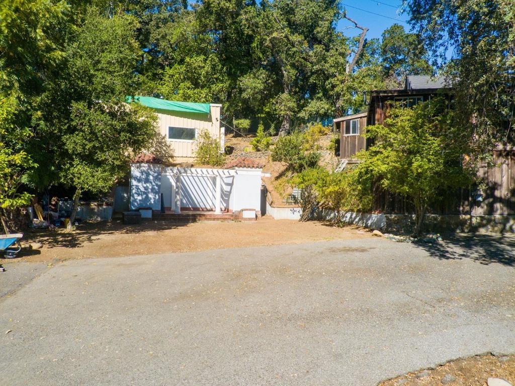 70 Reservoir Road