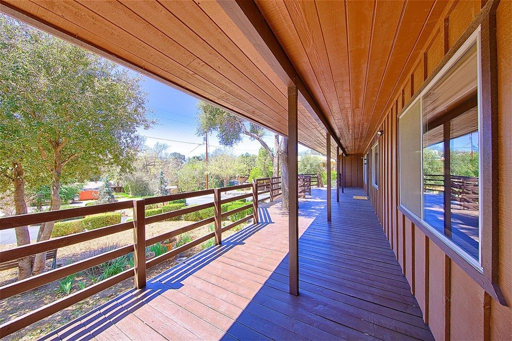 listing image 130724767810242461214