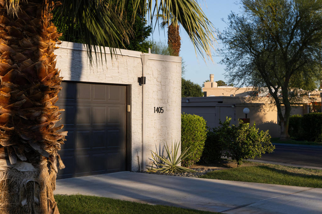 Tamarisk West - Residential
