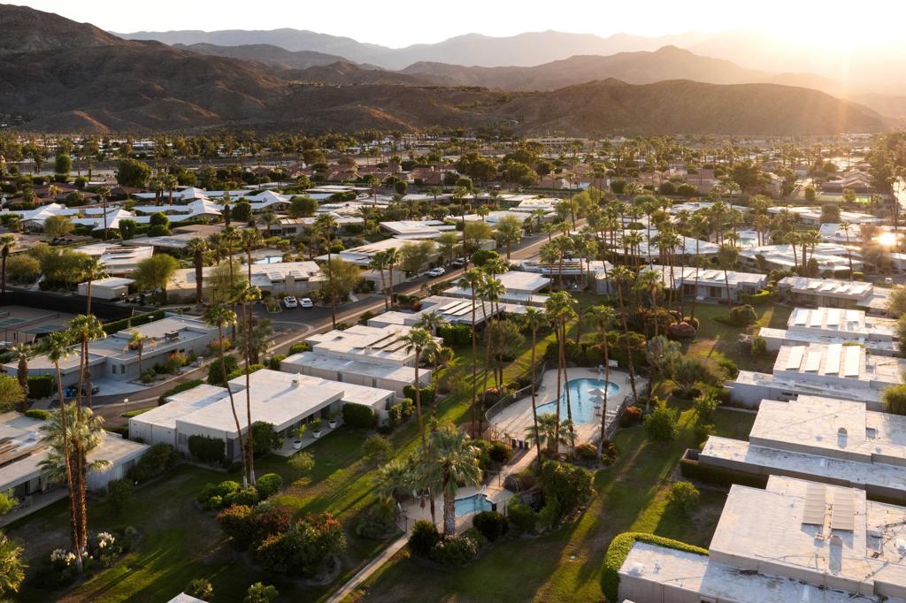 Tamarisk West - Residential