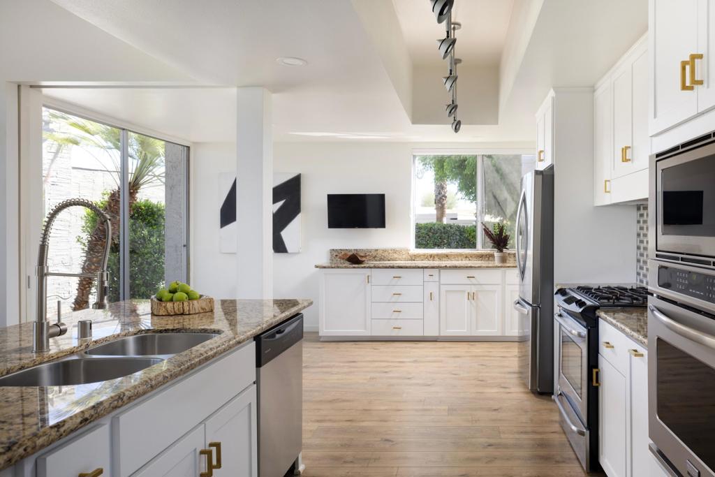 Tamarisk West - Residential