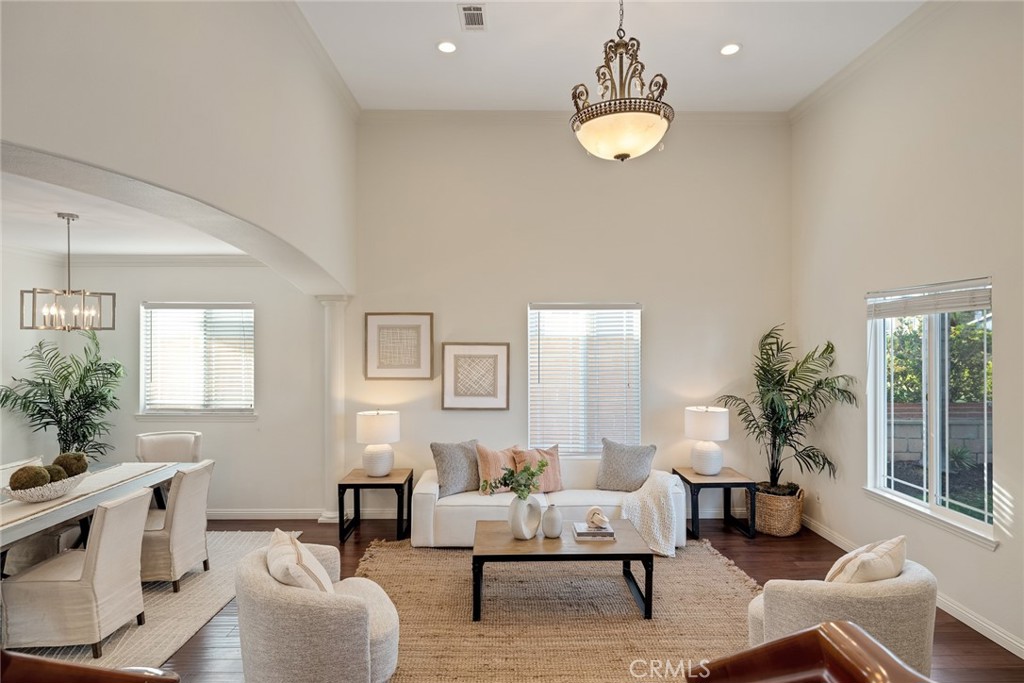 5312 Doris Way