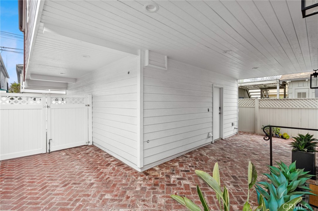Balboa Island - Main Island (BALM) - Residential Lease