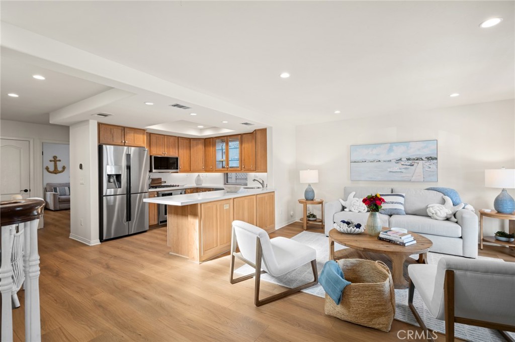 Balboa Island - Main Island (BALM) - Residential Lease