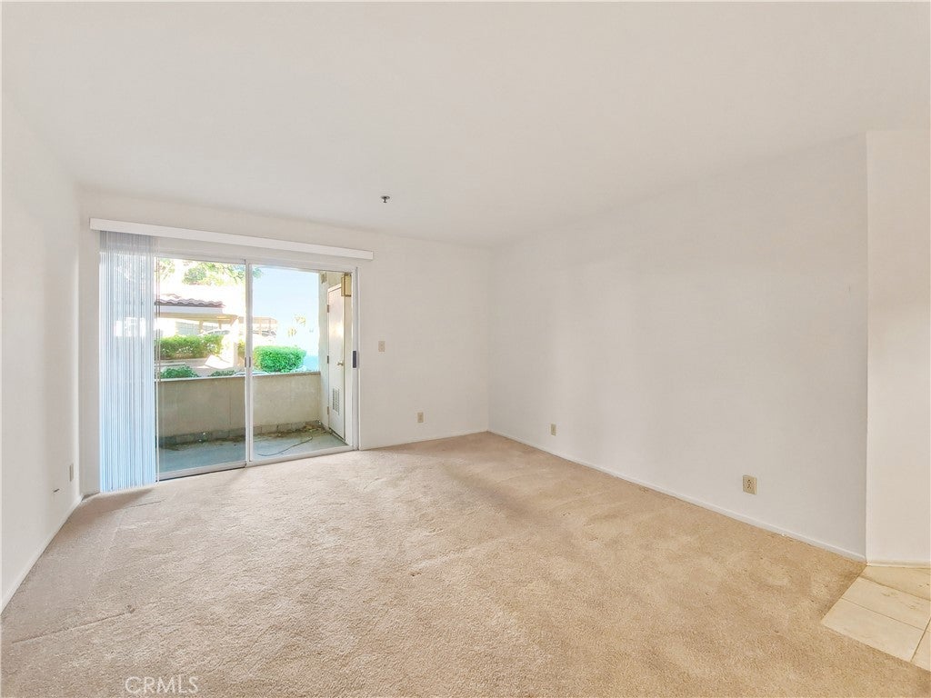 5728 Oak Bend Lane 202
