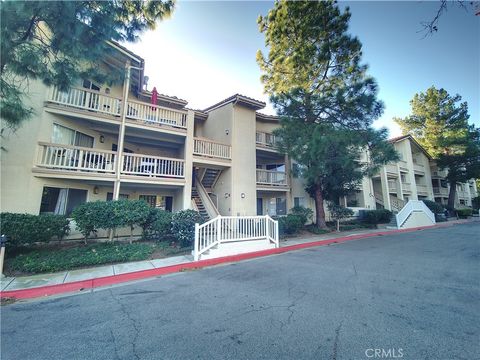 Photo of 5728 Oak Bend Lane #202, Oak Park, CA 91377 (MLS # CV26034097)