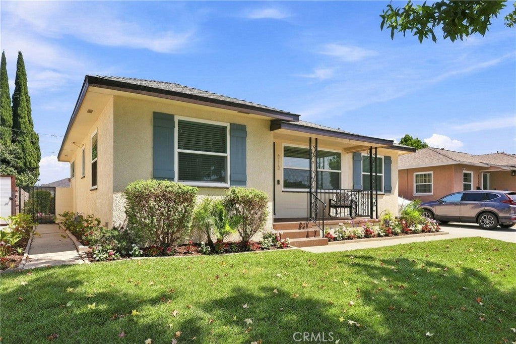 6113 Henrilee Street