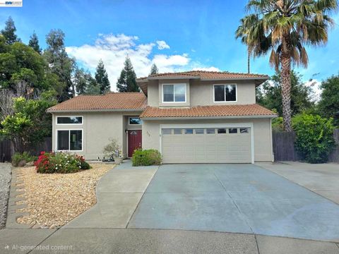 Photo of 212 Marin Ct CT, Vacaville, CA 95687 (MLS # 41136233)