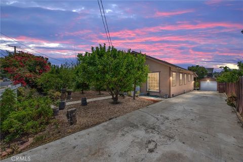 2880 Woodbine Street Riverside CA 92507