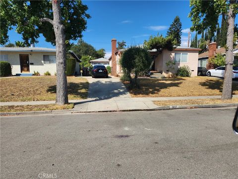 Photo of 1417 5th, La Verne, CA 91750 (MLS # TR25264413)