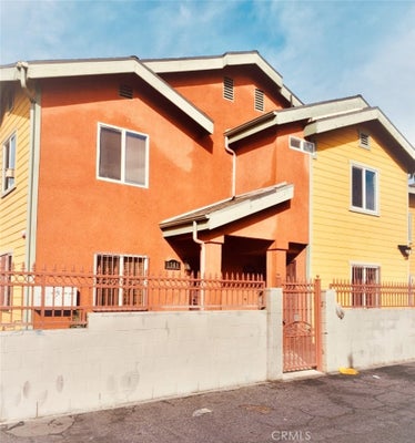 1343 E ADAMS BLVD, LOS ANGELES, CA 90011 - Image c5382da7dcd8b0a24cd3de928f8b0a7c/3248974332