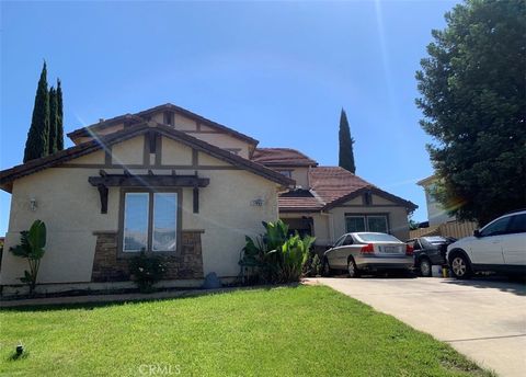 Photo of 1755 Sanger Peak Way, Antioch, CA 94531 (MLS # DW26080864)