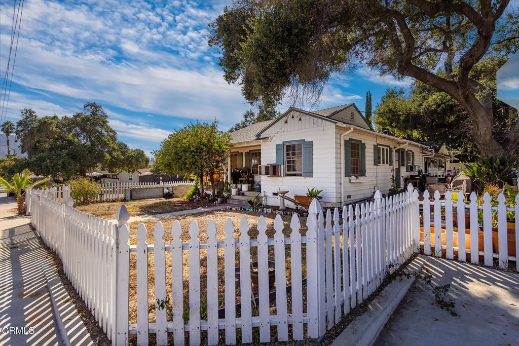 Photo of 211 N Signal Street, Ojai, CA 93023 (MLS # V1-35356)