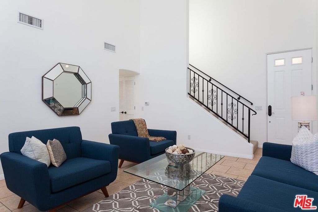 Photo of 851 N San Vicente Boulevard #308, West Hollywood, CA 90069 (MLS # 26634931)