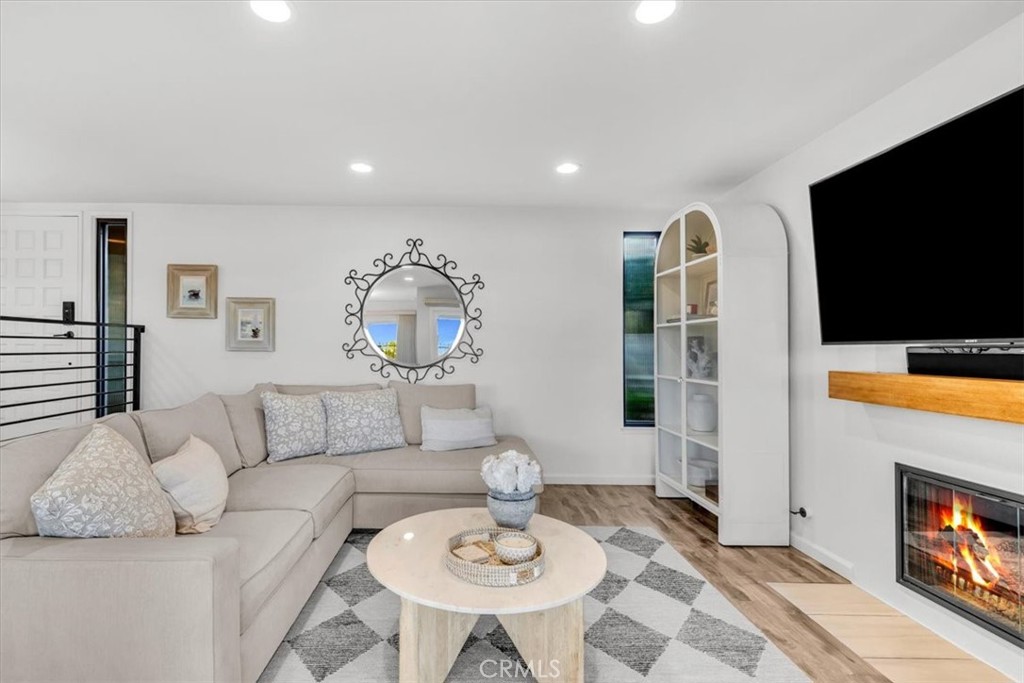 Mallorca Condos (MQ) - Residential