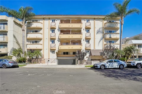 Photo of 1828 Glendon Avenue #PH1, Los Angeles, CA 90025 (MLS # PV26220460)