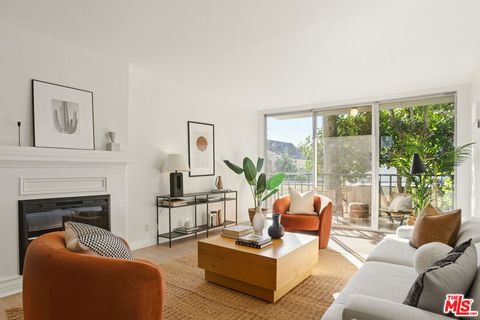 Photo of 1351 N Crescent Heights Boulevard #113, Los Angeles, CA 90046 (MLS # 26652593)
