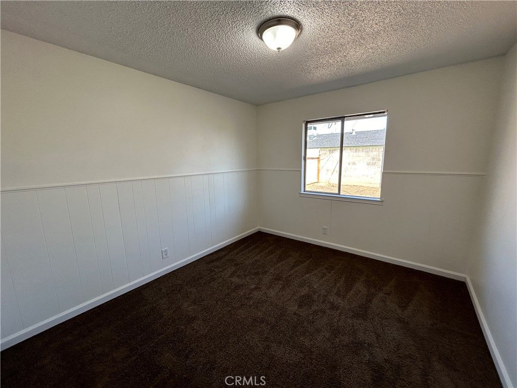 listing image 130724598400961936142