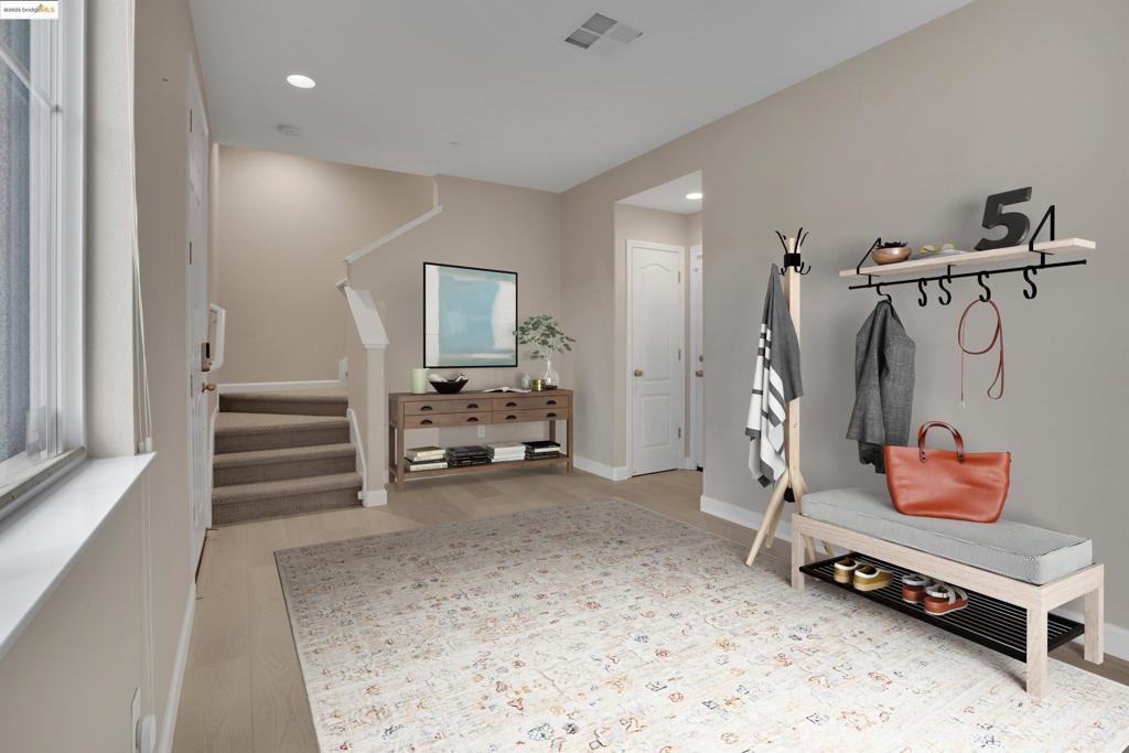 HAYWARD - Residential