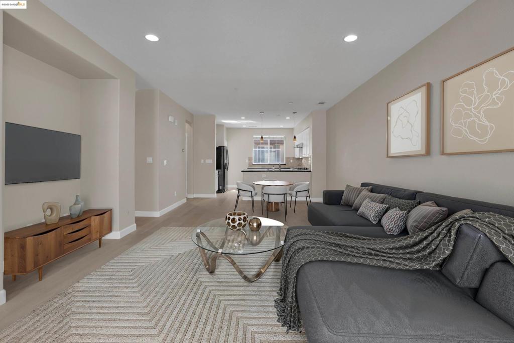 OPEN HOUSE SUNDAY October 12th from 1-4pm. Fantastic Townhome in the Cannery Park Neighborhood. Nicely Remodeled with Modern Upgrade Finishes. New Flooring in the Kitchen/Living Room Floor, Kitchen has been Refreshed....You Will Love the Look and Feel. Definitely Turnkey and Ready for a New Family to Call Home.