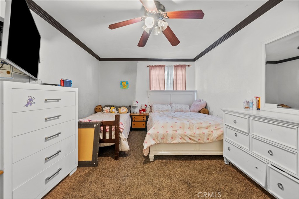 Peachland Condos (PCHC) - Residential