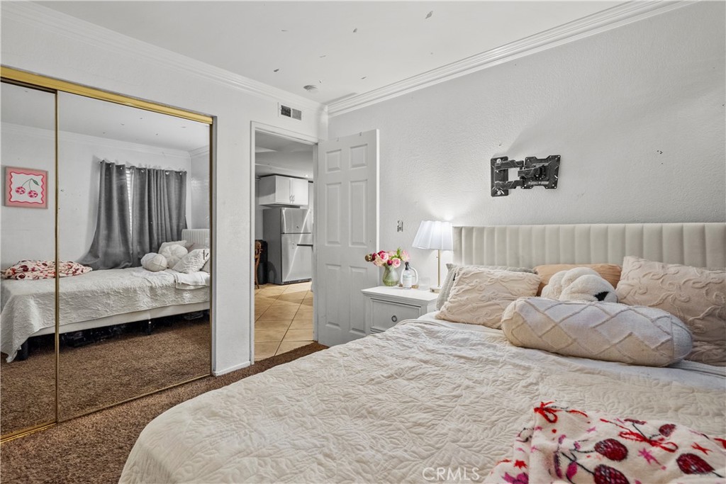 Peachland Condos (PCHC) - Residential