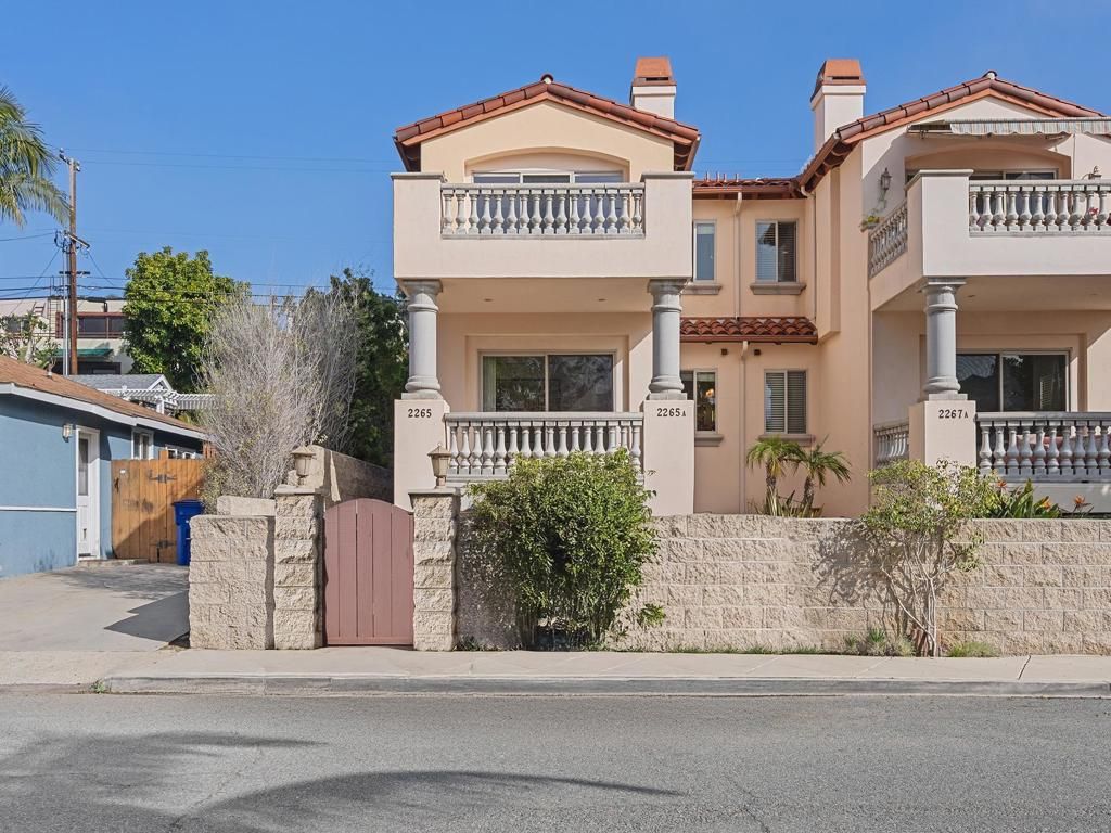 Photo of 2265 Manchester Ave (and 2265A) Ave, Cardiff By The Sea, CA 92007 (MLS # 250046025SD)