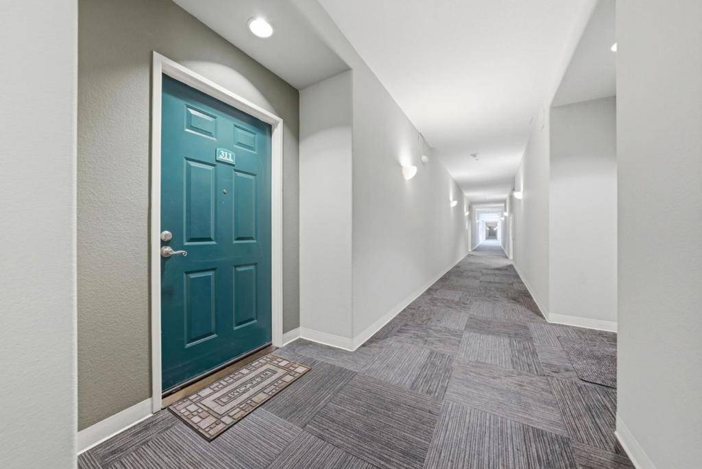951 S 12th 311