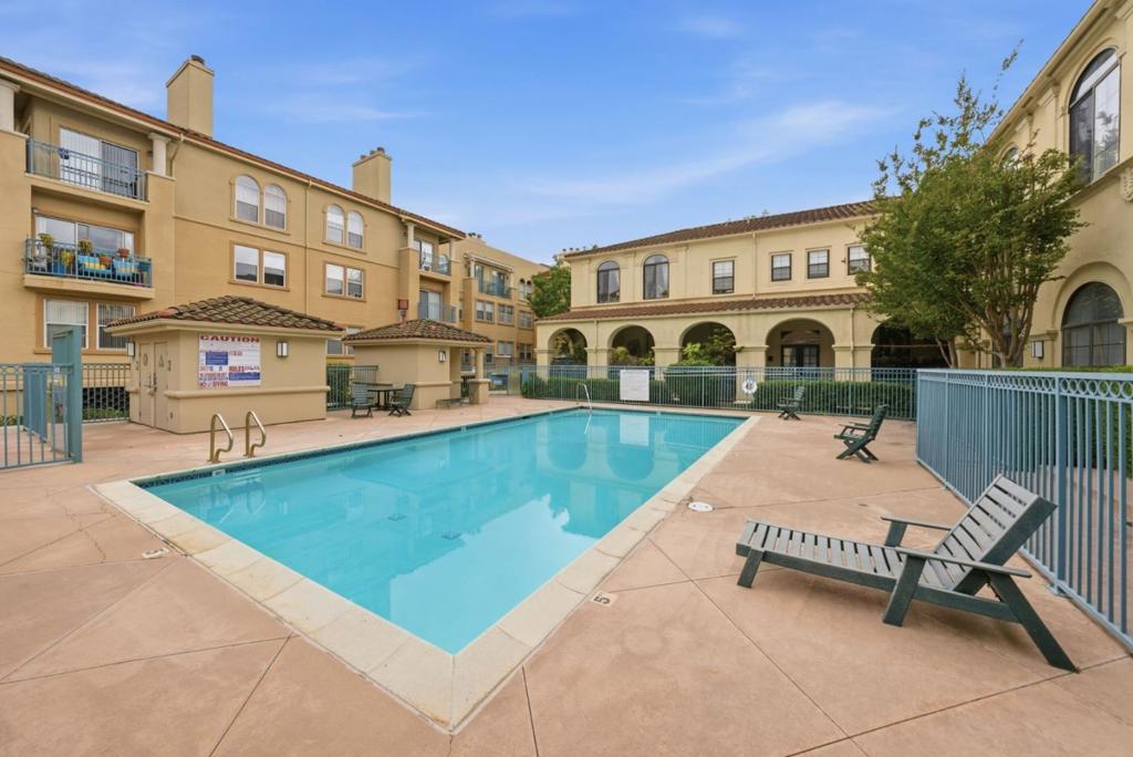 951 S 12th ST 311, San Jose CA 95112