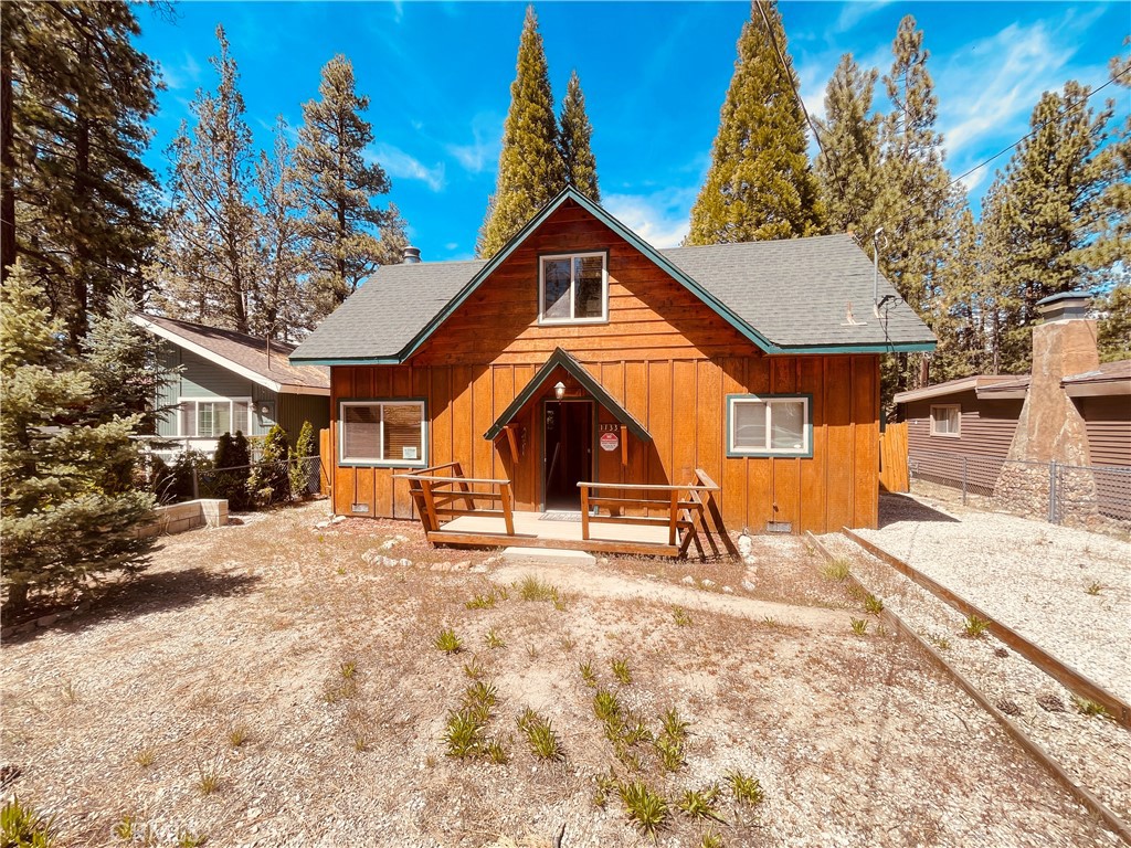 1133 Sugarloaf