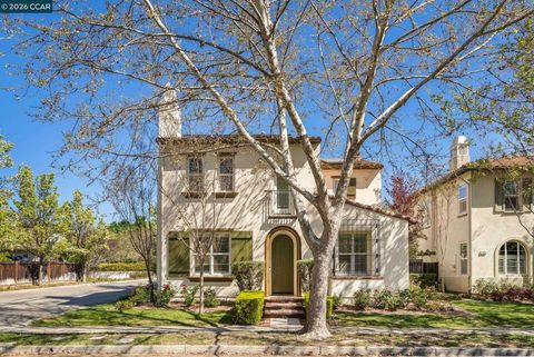 Photo of 2359 Magnolia Bridge Dr Dr, San Ramon, CA 94582 (MLS # 41128052)