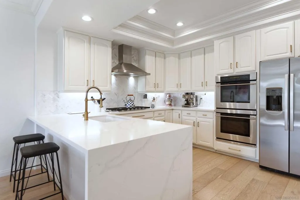 La Jolla, California 92037, United States, 3 Bedrooms Bedrooms, ,3 BathroomsBathrooms,Residential,Active,241030