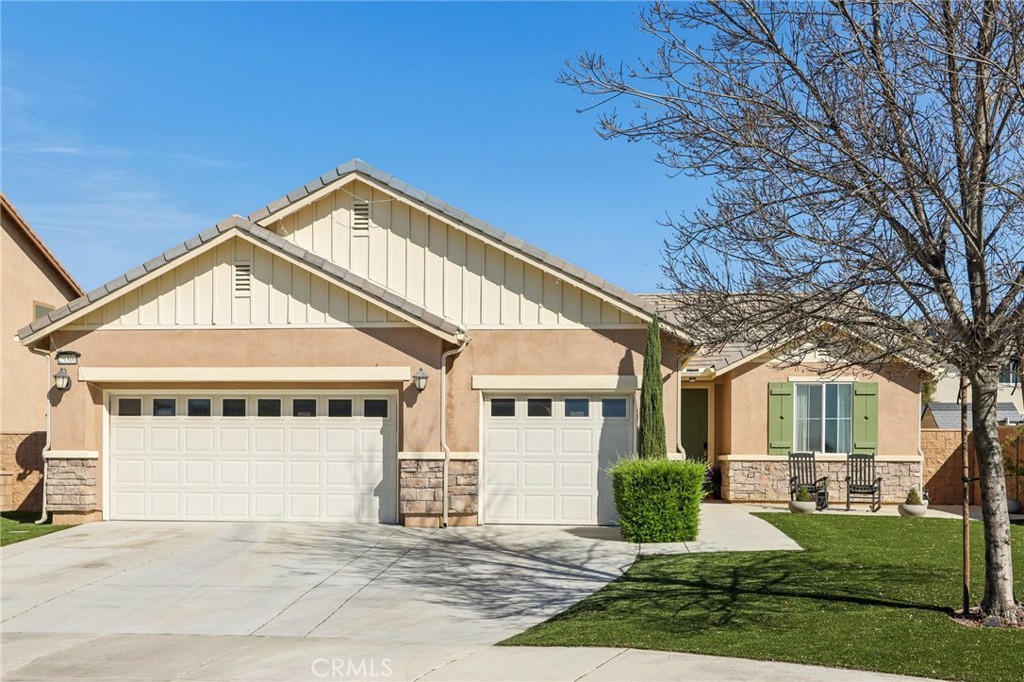 29300 Abelia Glen