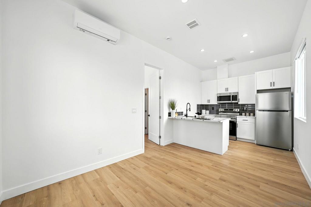 Linda Vista - Residential Income