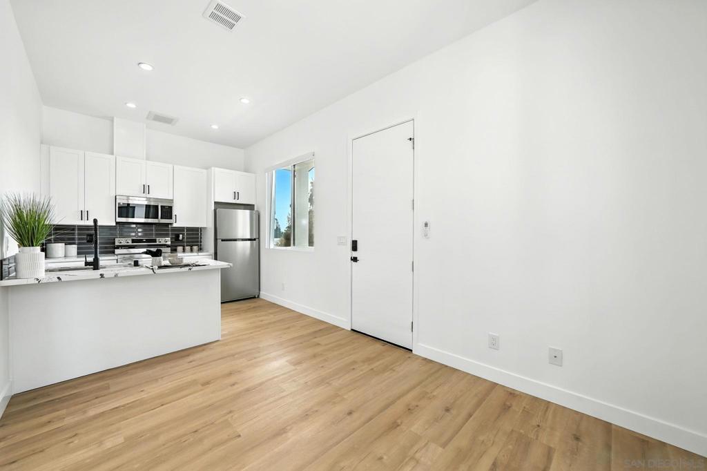 Linda Vista - Residential Income
