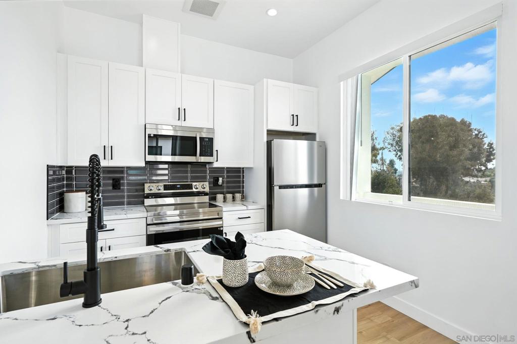 Linda Vista - Residential Income