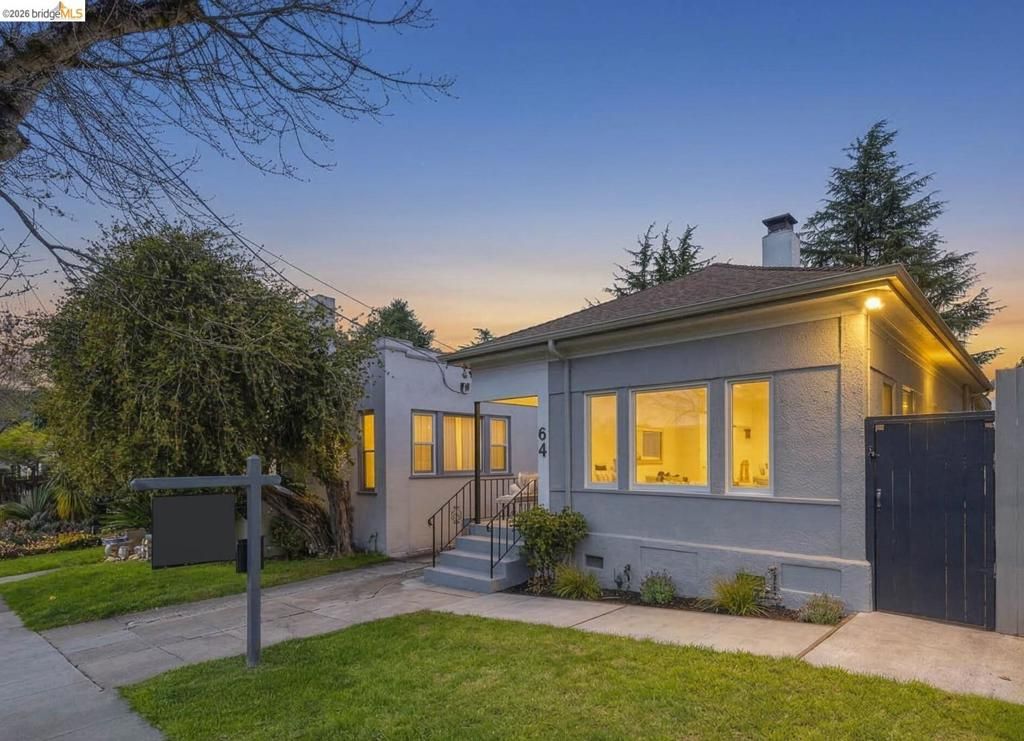 Photo of 64 Ramona Ave. Ave, Oakland, CA 94611 (MLS # 41126794)