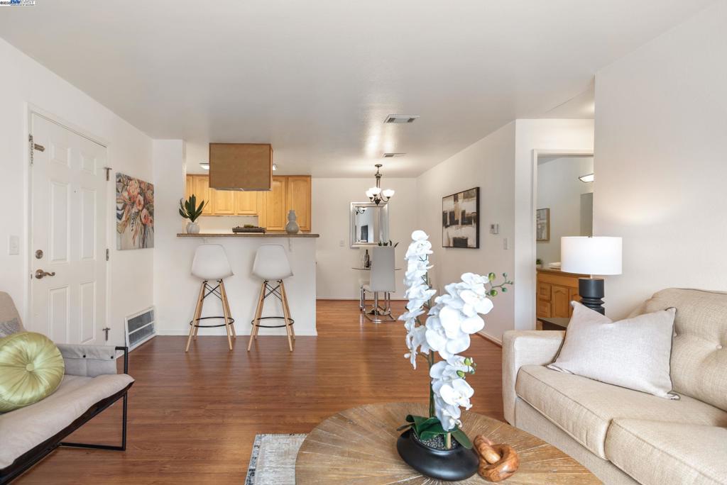 PITTSBURG - Residential