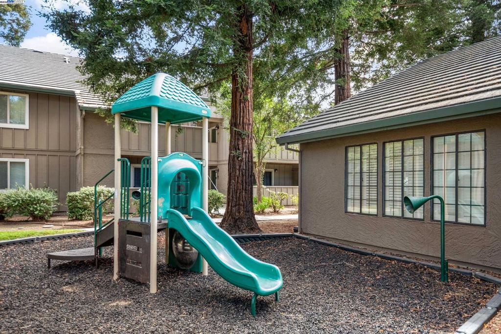 PITTSBURG - Residential