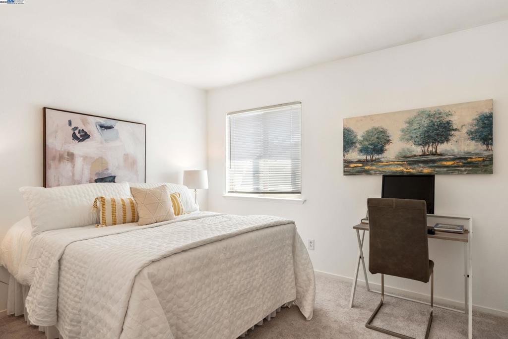 PITTSBURG - Residential